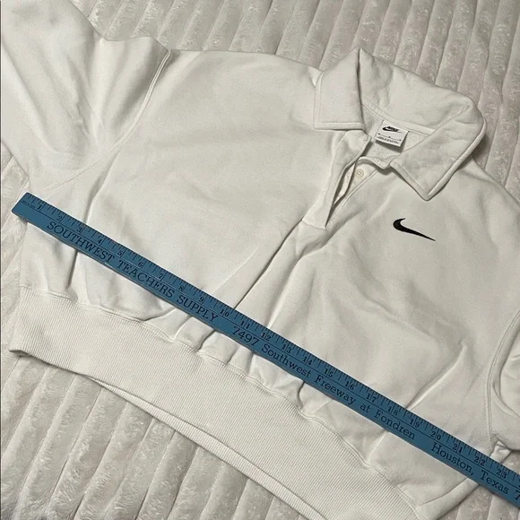 Nike Phoenix White Collared Pullover with Black Logo | Size Medium - Picture 5 of 8